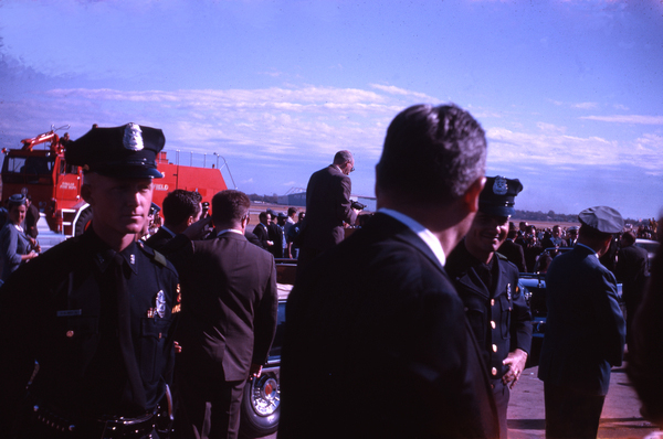 JFK009-100.jpg
